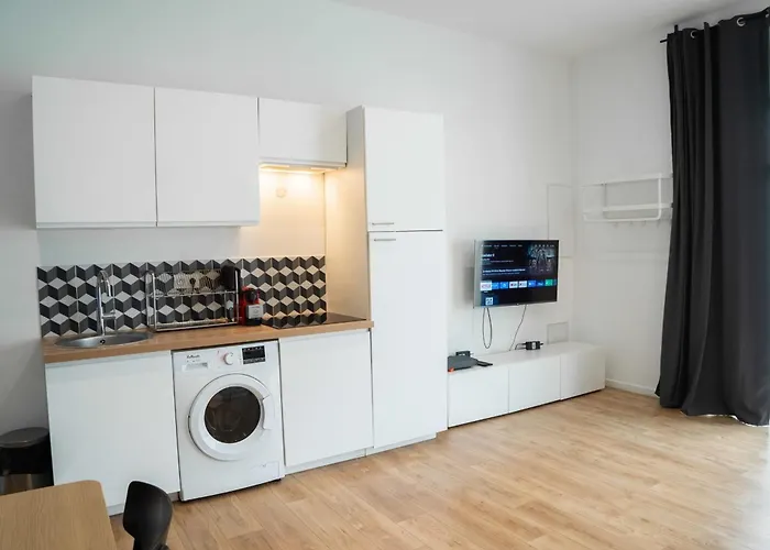 Modern In The Heart Of Chartrons Burdeos